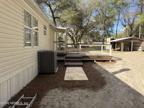 204 Rabbit Track Road Satsuma FL 32189