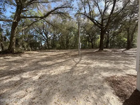 204 Rabbit Track Road Satsuma FL 32189
