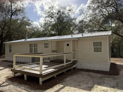 204 Rabbit Track Road Satsuma FL 32189