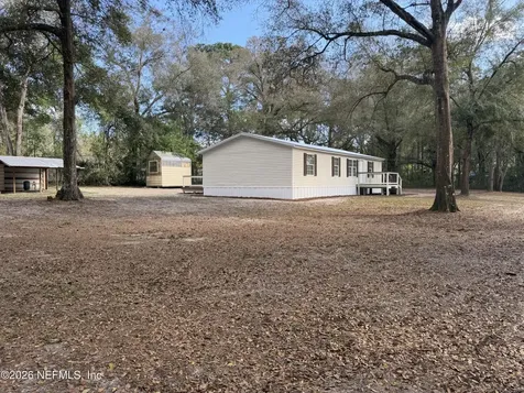 204 Rabbit Track Road Satsuma FL 32189