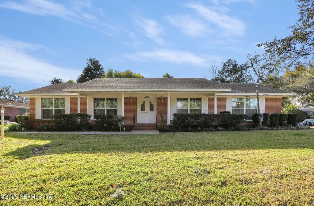 6906 Hanson Drive N Jacksonville FL 32210
