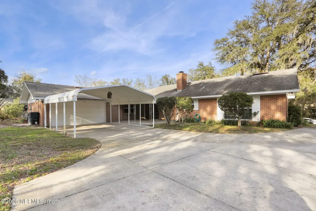 6906 Hanson Drive N Jacksonville FL 32210