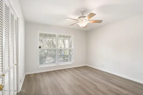 6906 Hanson Drive N Jacksonville FL 32210