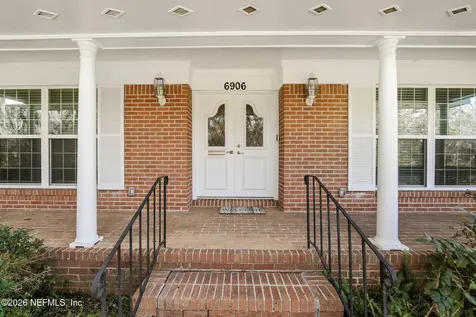 6906 Hanson Drive N Jacksonville FL 32210