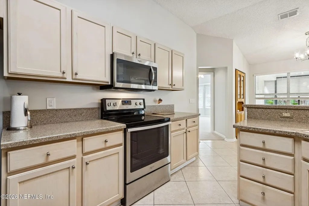881 Buckeye Lane W Jacksonville FL 32259