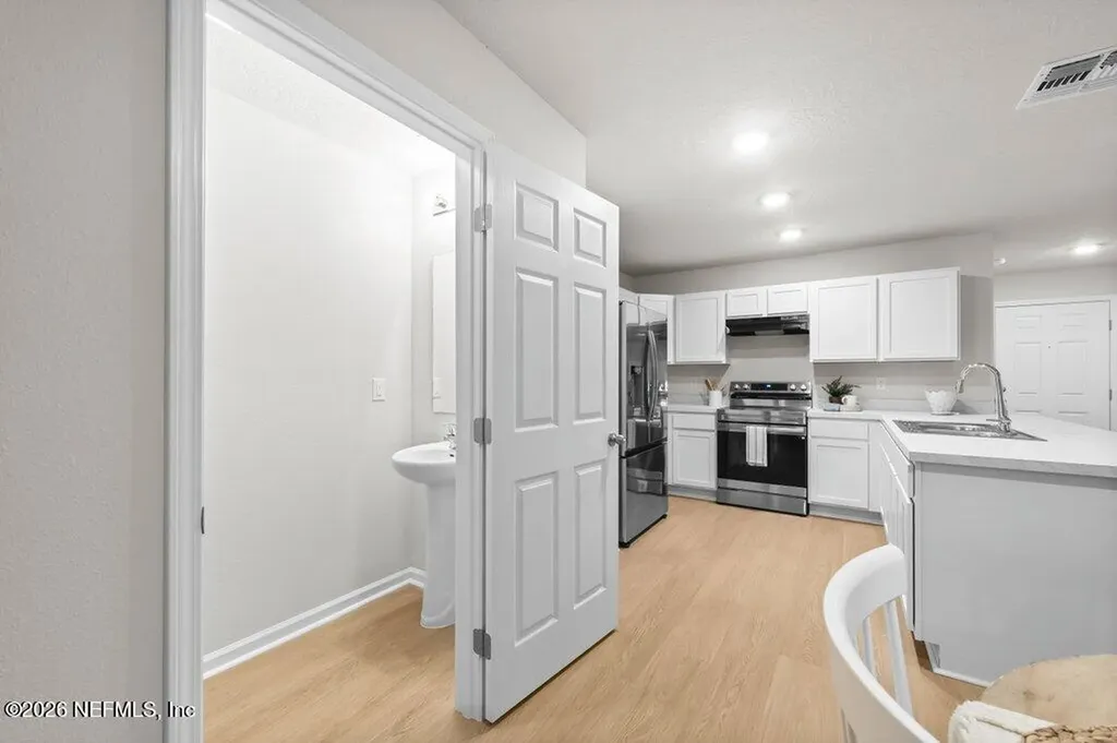 1303 Pangola Drive Jacksonville FL 32205