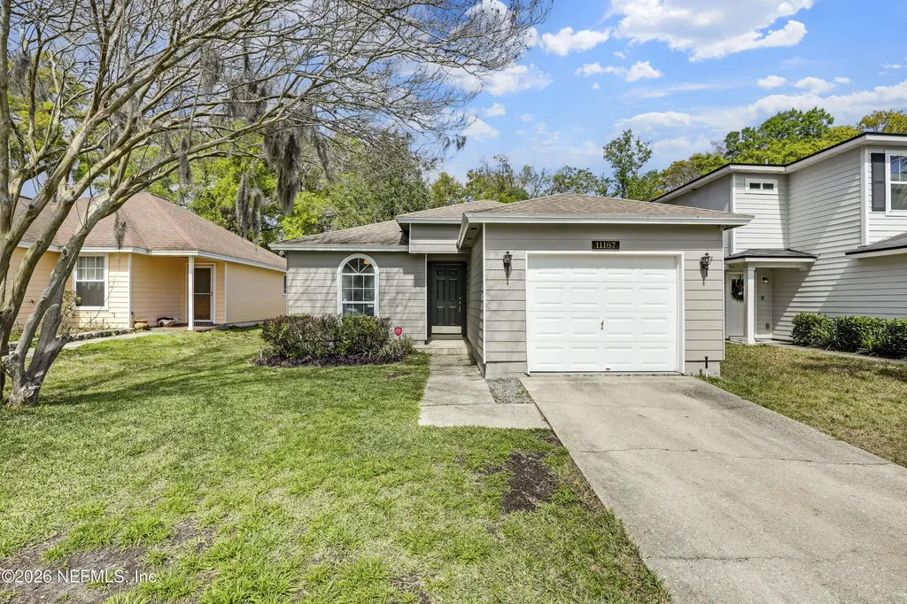11187 Mikris Drive N Jacksonville FL 32225