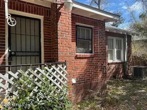 678 Ivy Street Jacksonville FL 32206