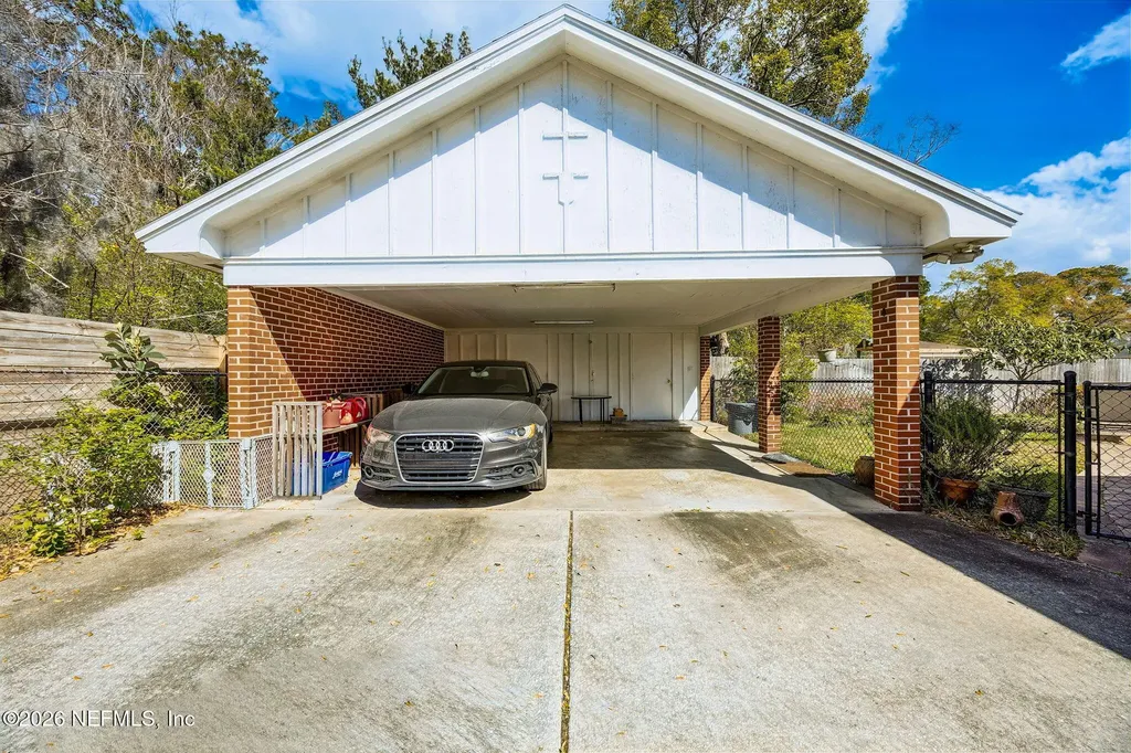 4805 Ortega Forest Drive Jacksonville FL 32210