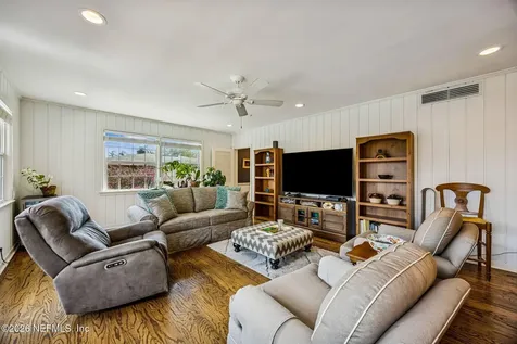 4805 Ortega Forest Drive Jacksonville FL 32210