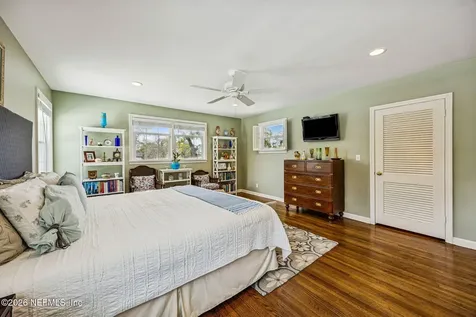 4805 Ortega Forest Drive Jacksonville FL 32210