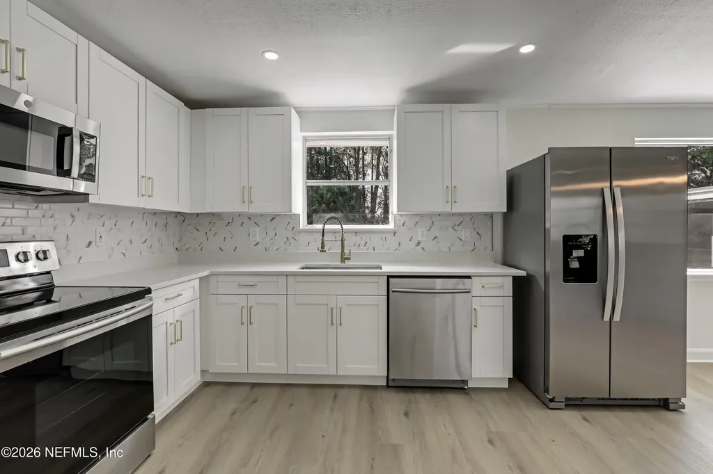 2864 Jerry Lane Jacksonville FL 32218