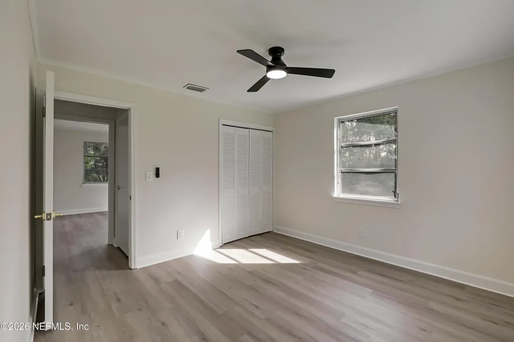 2864 Jerry Lane Jacksonville FL 32218