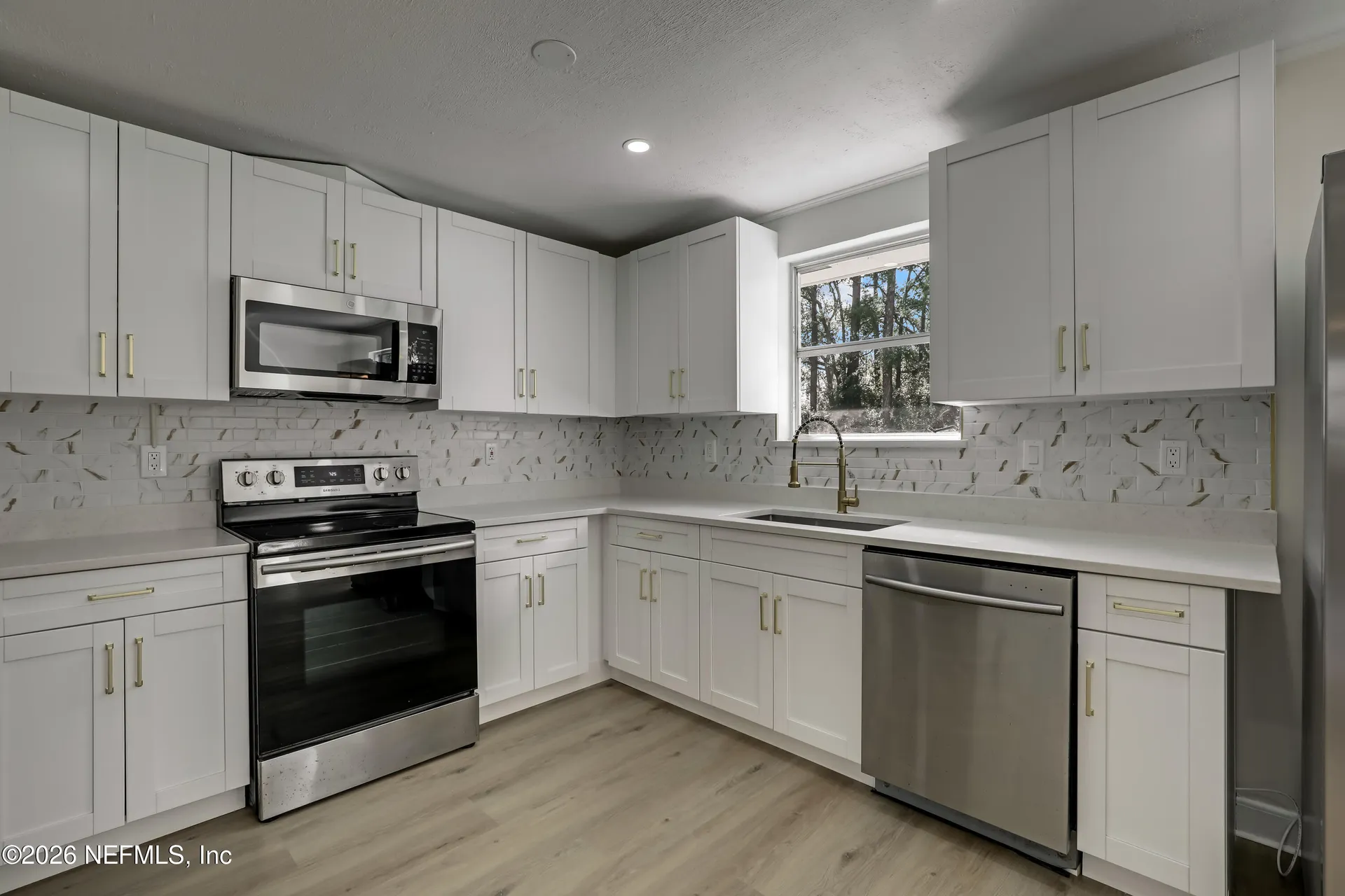 2864 Jerry Lane Jacksonville FL 32218