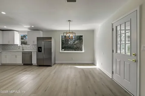 2864 Jerry Lane Jacksonville FL 32218