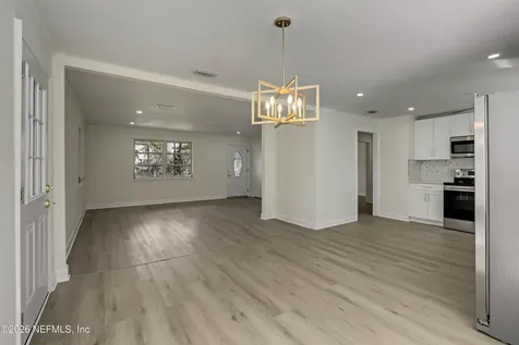 2864 Jerry Lane Jacksonville FL 32218