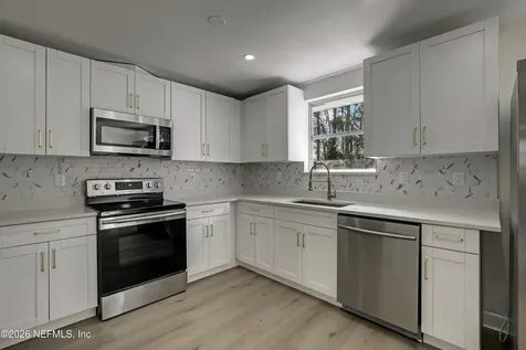 2864 Jerry Lane Jacksonville FL 32218