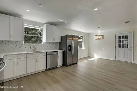 2864 Jerry Lane Jacksonville FL 32218