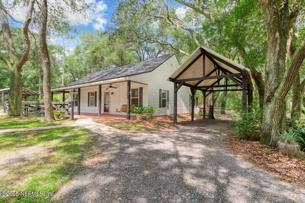 8223 Hardwood Landing Road St. Augustine FL 32092