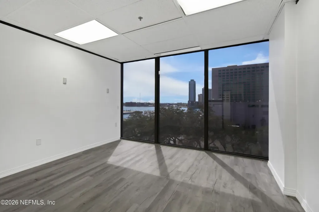 233 E Bay Street Jacksonville FL 32202