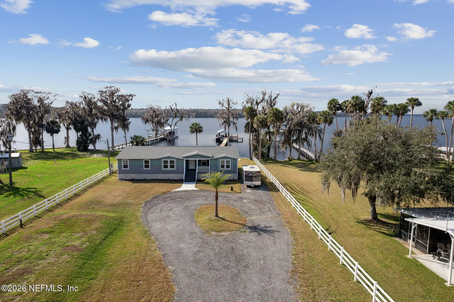208 Lake George Point Drive Georgetown FL 32139