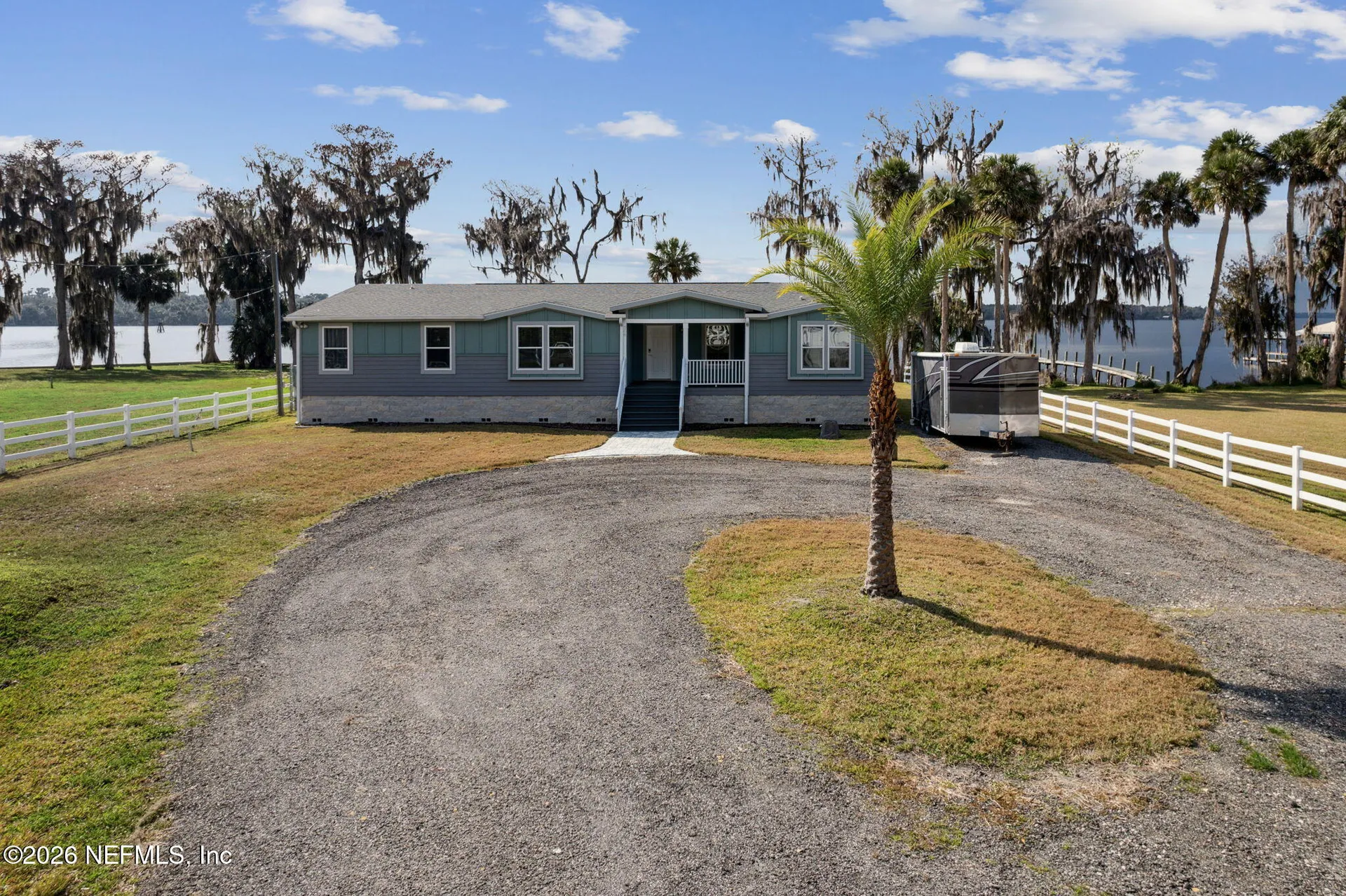 208 Lake George Point Drive Georgetown FL 32139