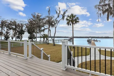 208 Lake George Point Drive Georgetown FL 32139