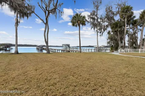 208 Lake George Point Drive Georgetown FL 32139