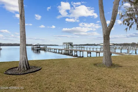 208 Lake George Point Drive Georgetown FL 32139