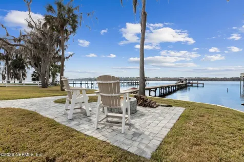 208 Lake George Point Drive Georgetown FL 32139