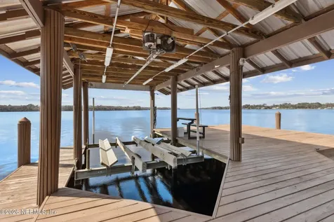 208 Lake George Point Drive Georgetown FL 32139