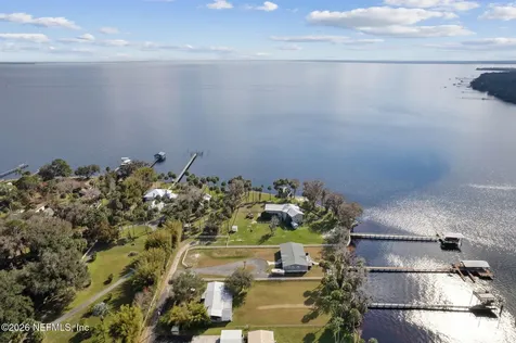 208 Lake George Point Drive Georgetown FL 32139