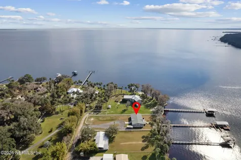 208 Lake George Point Drive Georgetown FL 32139