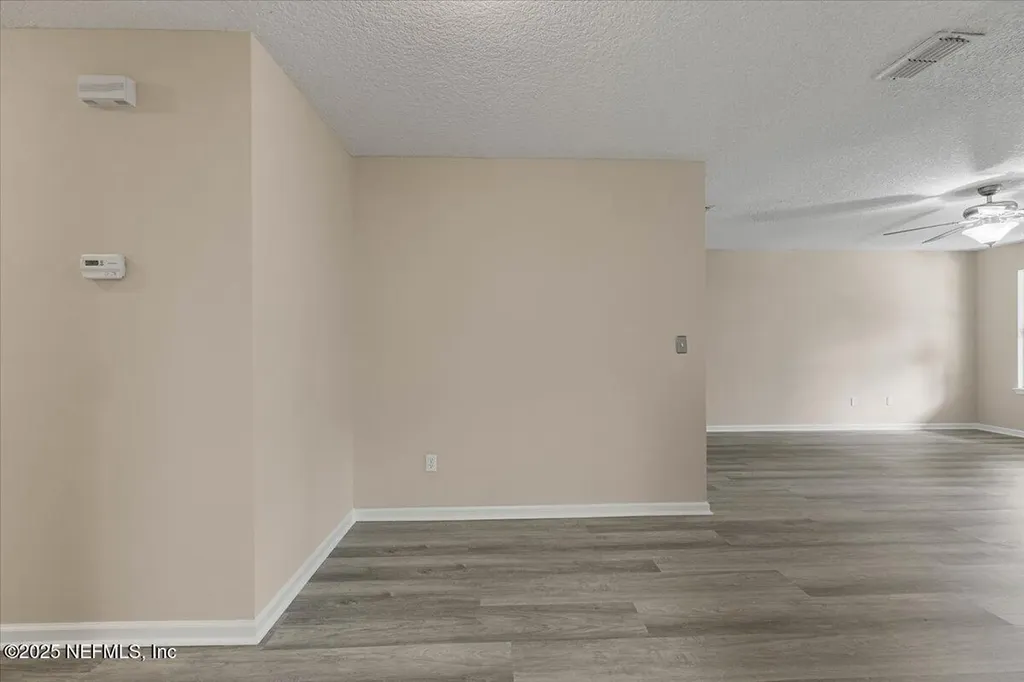 4527 Clairmont Road Jacksonville FL 32207