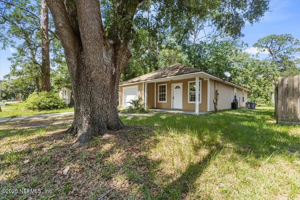 4527 Clairmont Road Jacksonville FL 32207