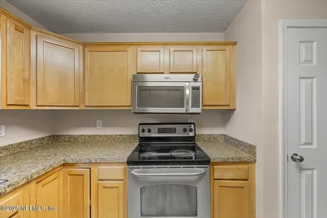 4527 Clairmont Road Jacksonville FL 32207