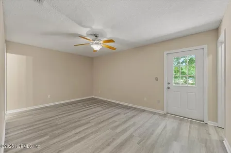 4527 Clairmont Road Jacksonville FL 32207