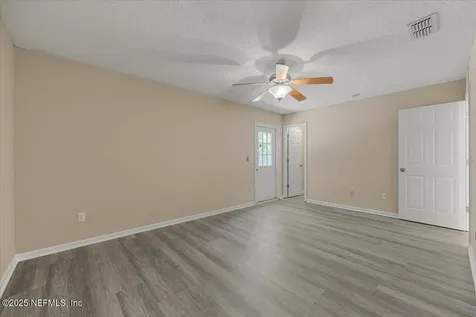 4527 Clairmont Road Jacksonville FL 32207