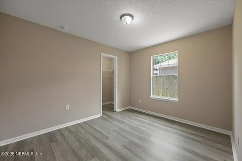 4527 Clairmont Road Jacksonville FL 32207