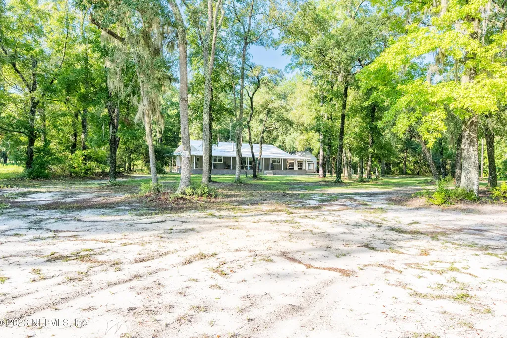 11309 SW 167th Circle Brooker FL 32622