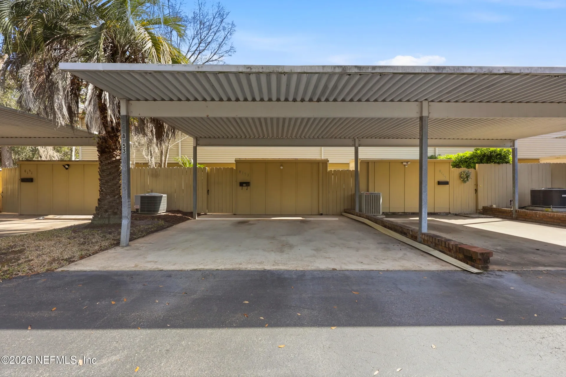 8153 Sutton Place N Jacksonville FL 32217