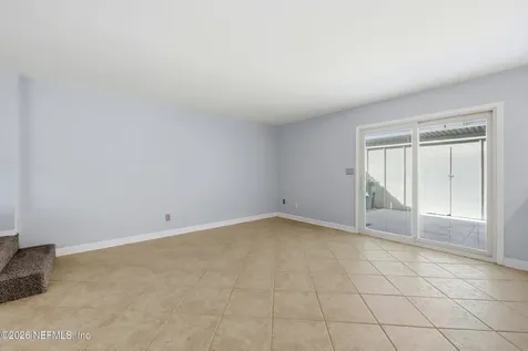 8153 Sutton Place N Jacksonville FL 32217