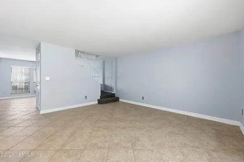 8153 Sutton Place N Jacksonville FL 32217