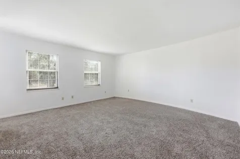 8153 Sutton Place N Jacksonville FL 32217