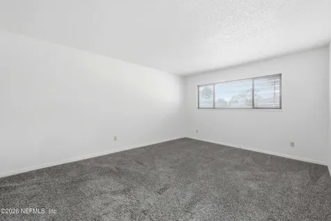8153 Sutton Place N Jacksonville FL 32217