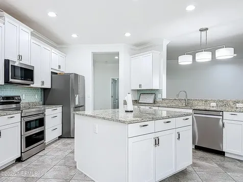 651 Los Caminos Street St. Augustine FL 32095
