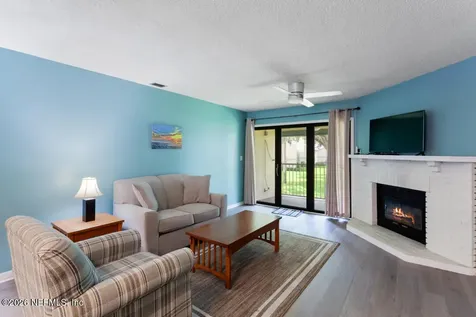 222 Hiawatha Court East Palatka FL 32131