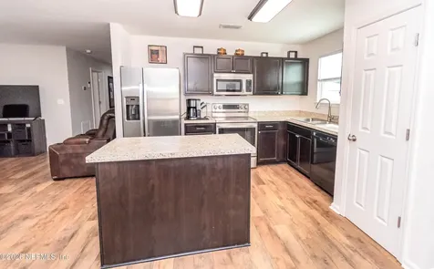 11976 Bent Court Macclenny FL 32063