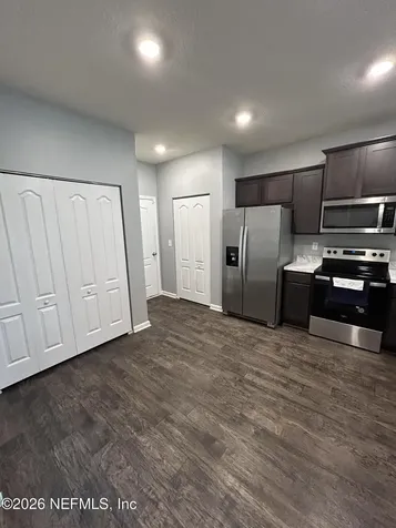 288 Aralia Lane Jacksonville FL 32216