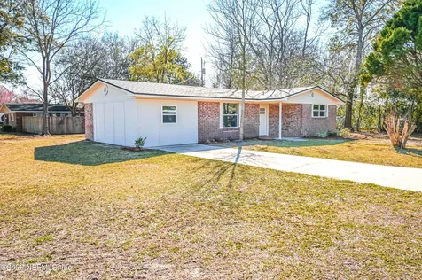 406 Barbara Circle Macclenny FL 32063